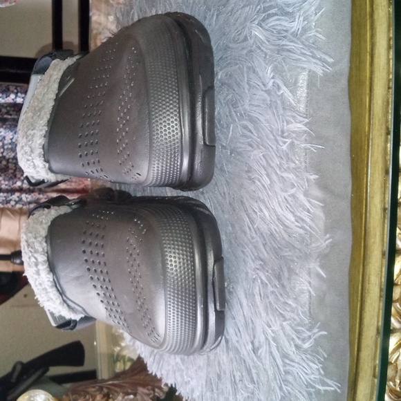 Ecko Unlimited Crocs for Men - Picture 2 of 7